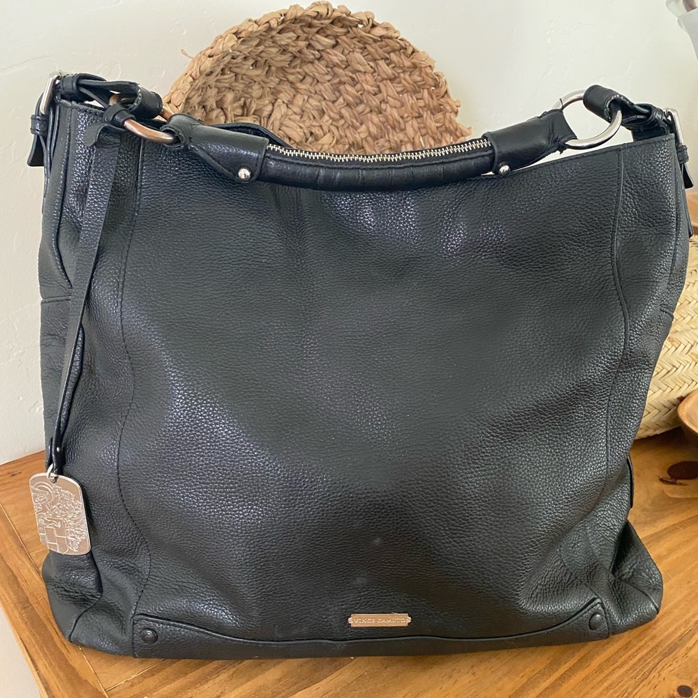 ***"Vince Camuto" Black Leather Shoulder Bag~Slouchy Design 🖤